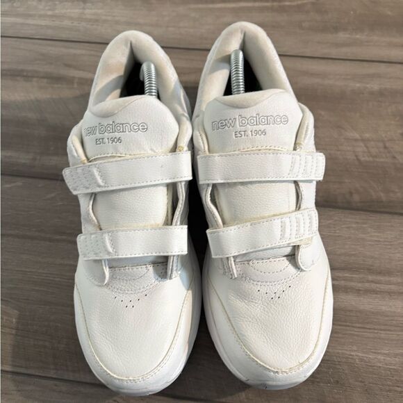 New Balance 928V3 Size 11 Women's Walking Shoes Sneakers Leather 2A Comfort - Picture 3 of 8